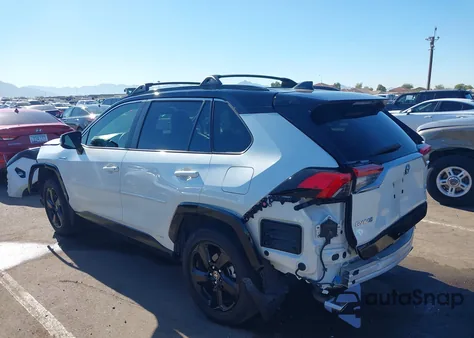 2020 Toyota Rav4 Hybrid Xse z USA, uszkodzony, nr VIN JTMEWRFV5LD541053